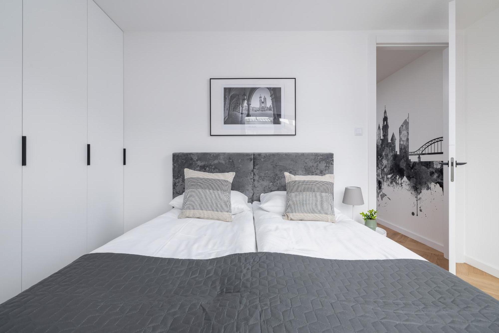 Lux Apartments Kosciuszki 39 With Parking By Renters Prestige Kraków Eksteriør billede